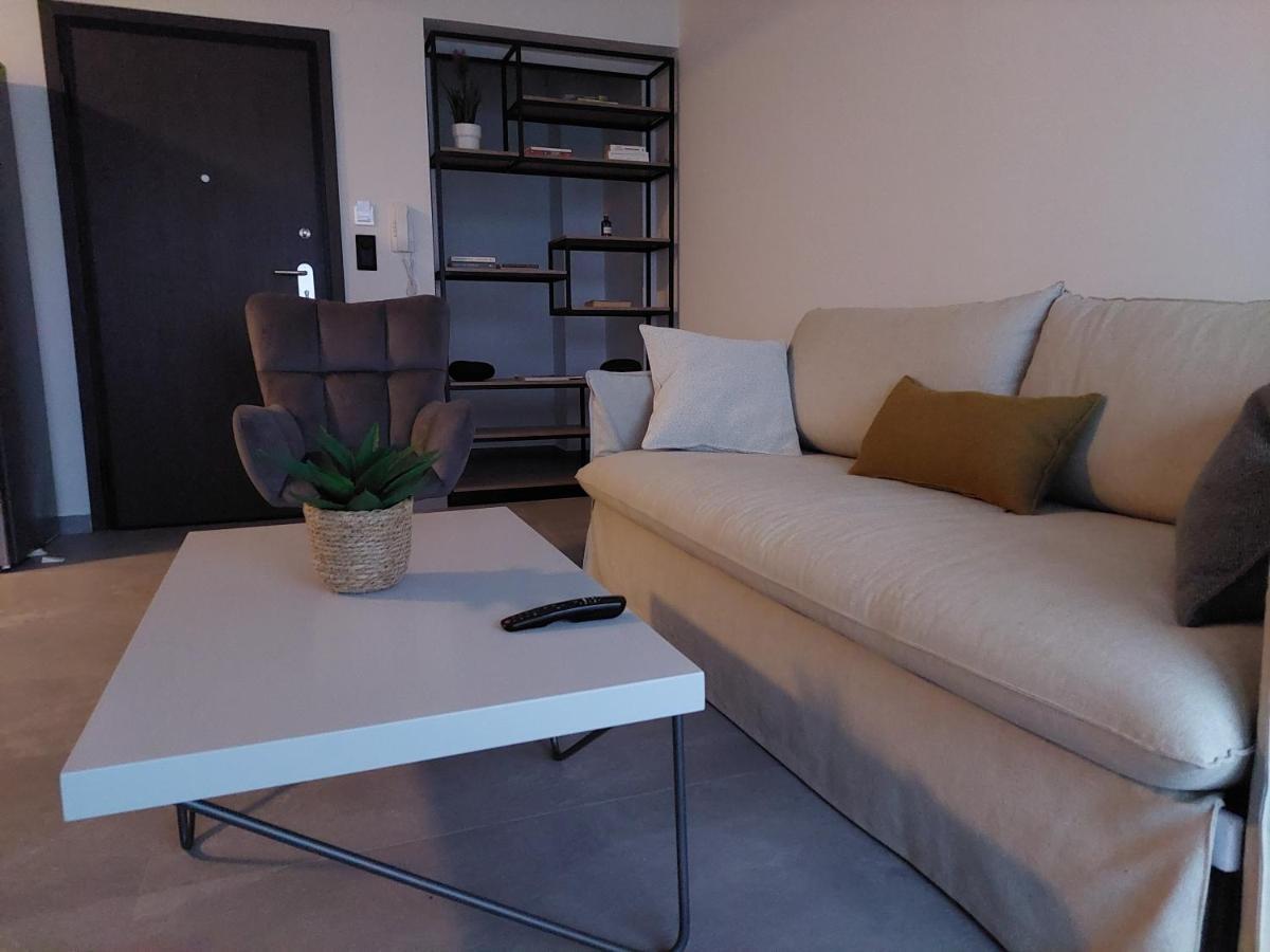 Christellie Luxury Apartment Кіатон Екстер'єр фото