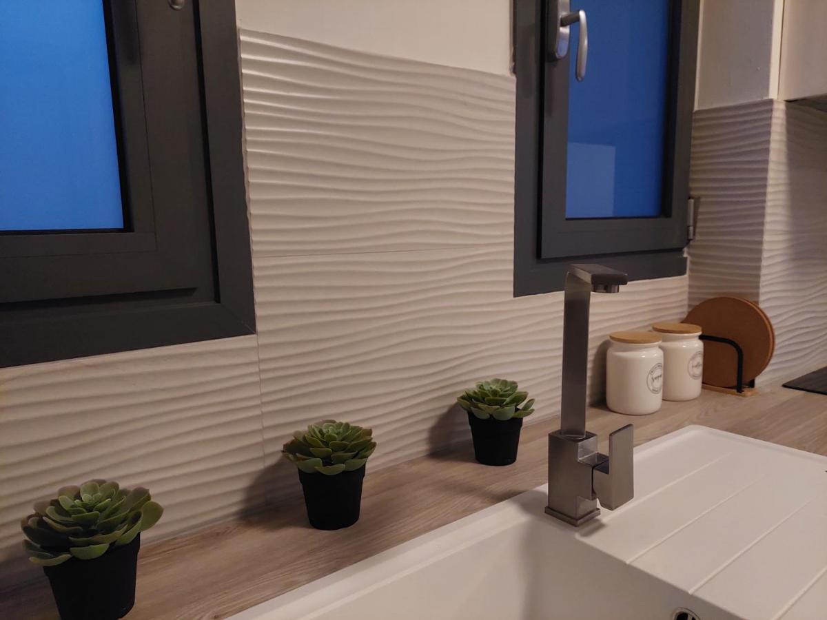 Christellie Luxury Apartment Кіатон Екстер'єр фото